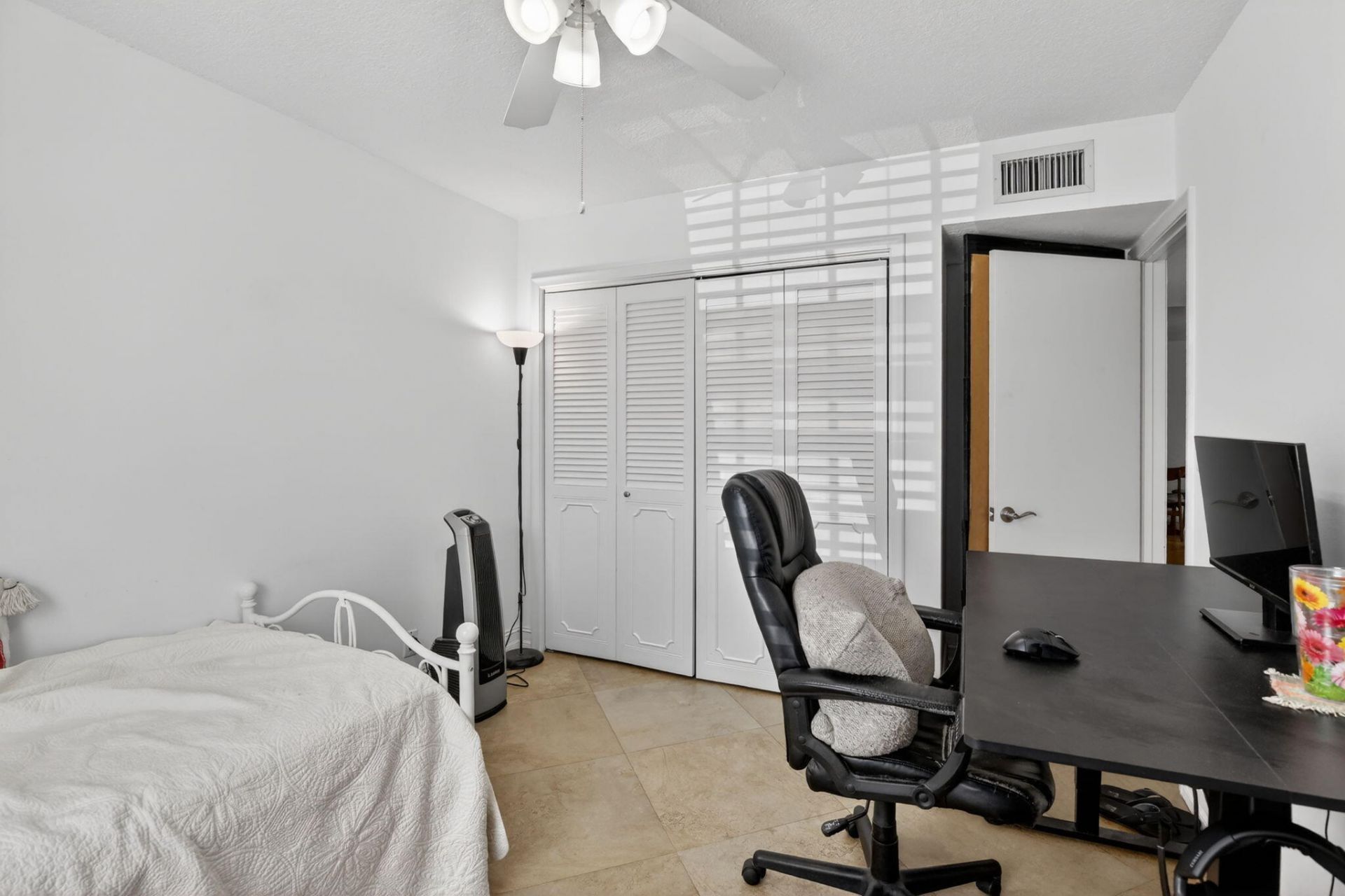 9101 Jacaranda Lane, Unit 107, Plantation, FL 33324 Photo