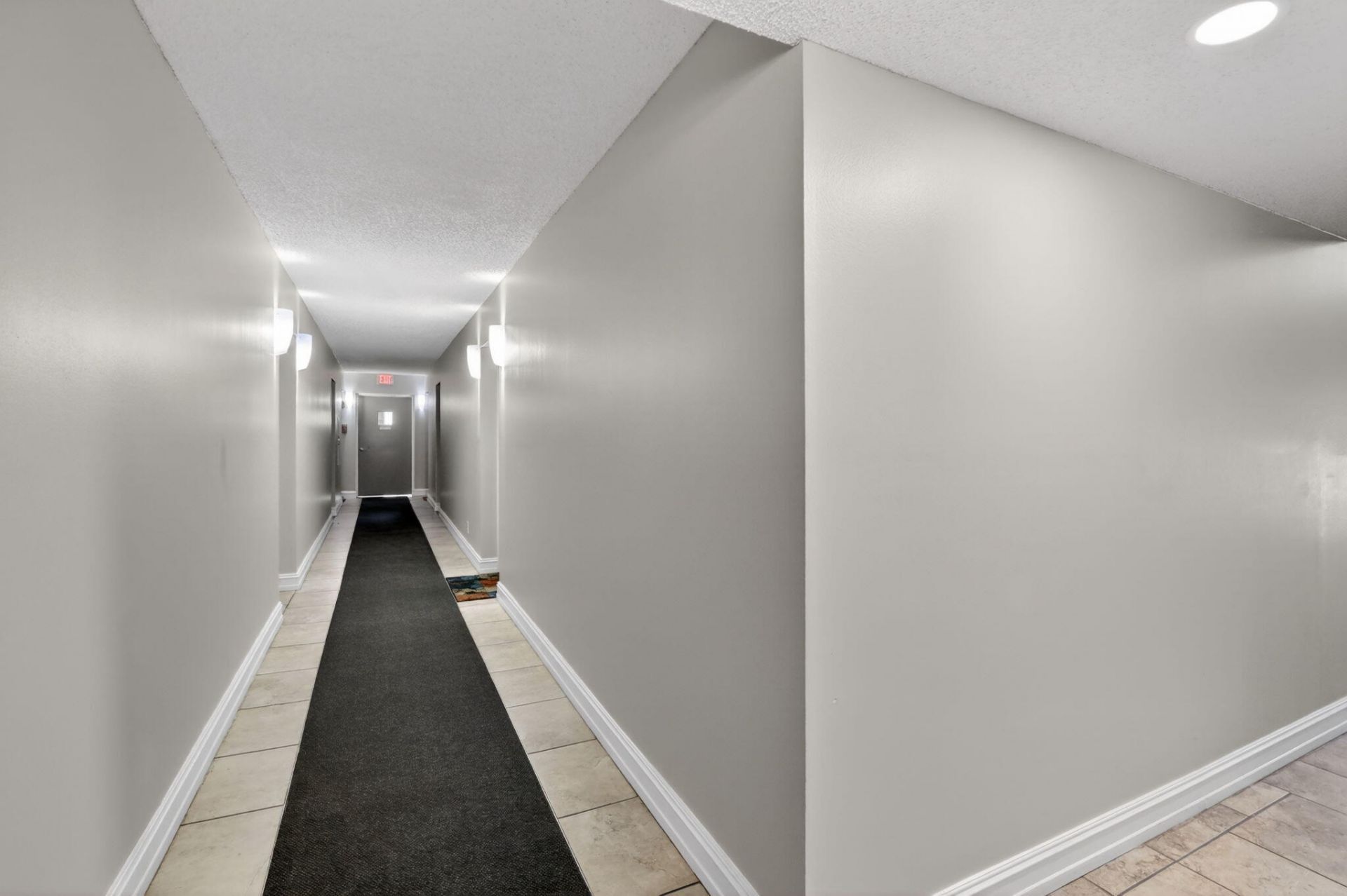 9101 Jacaranda Lane, Unit 107, Plantation, FL 33324 Photo