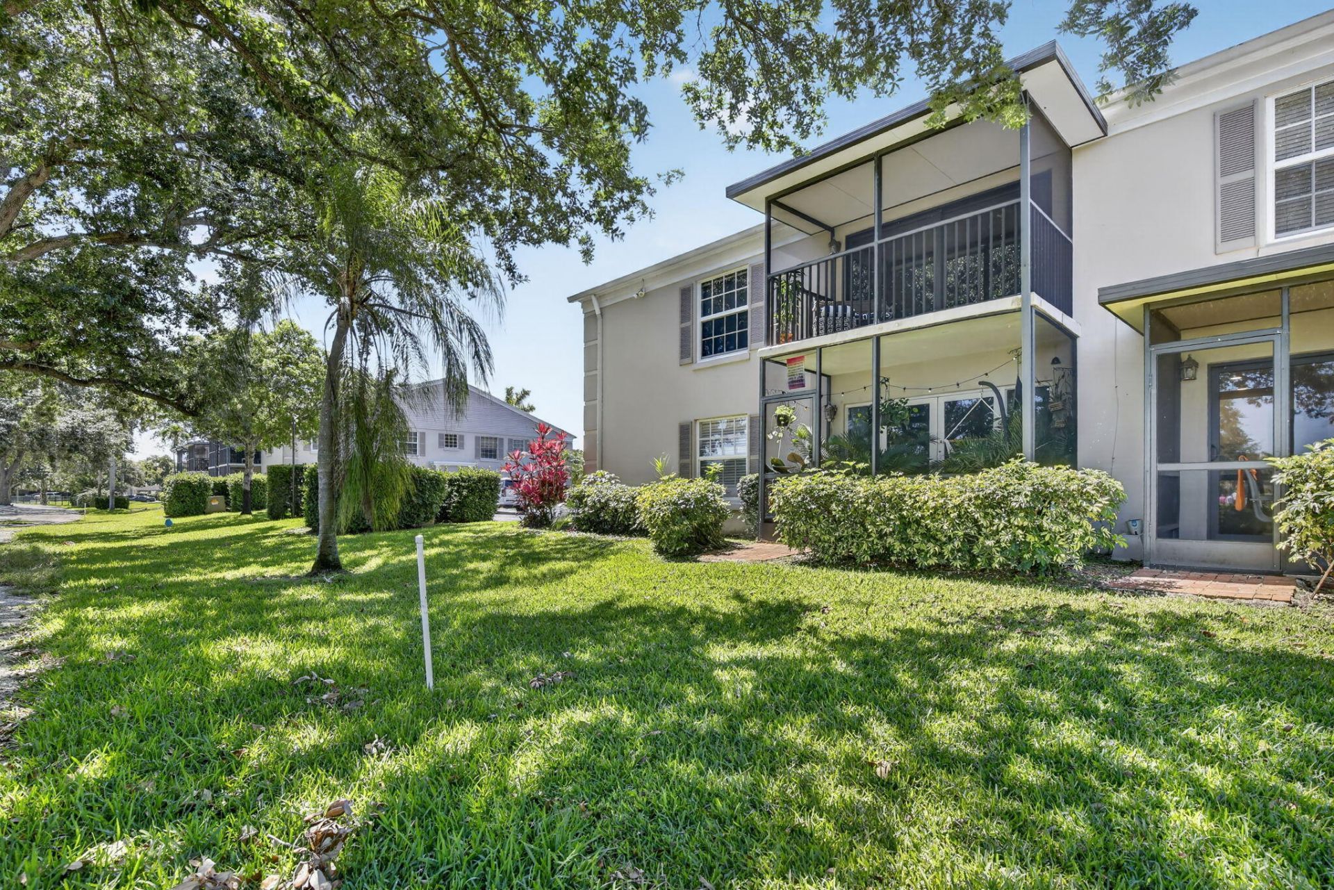 9101 Jacaranda Lane, Unit 107, Plantation, FL 33324 Photo