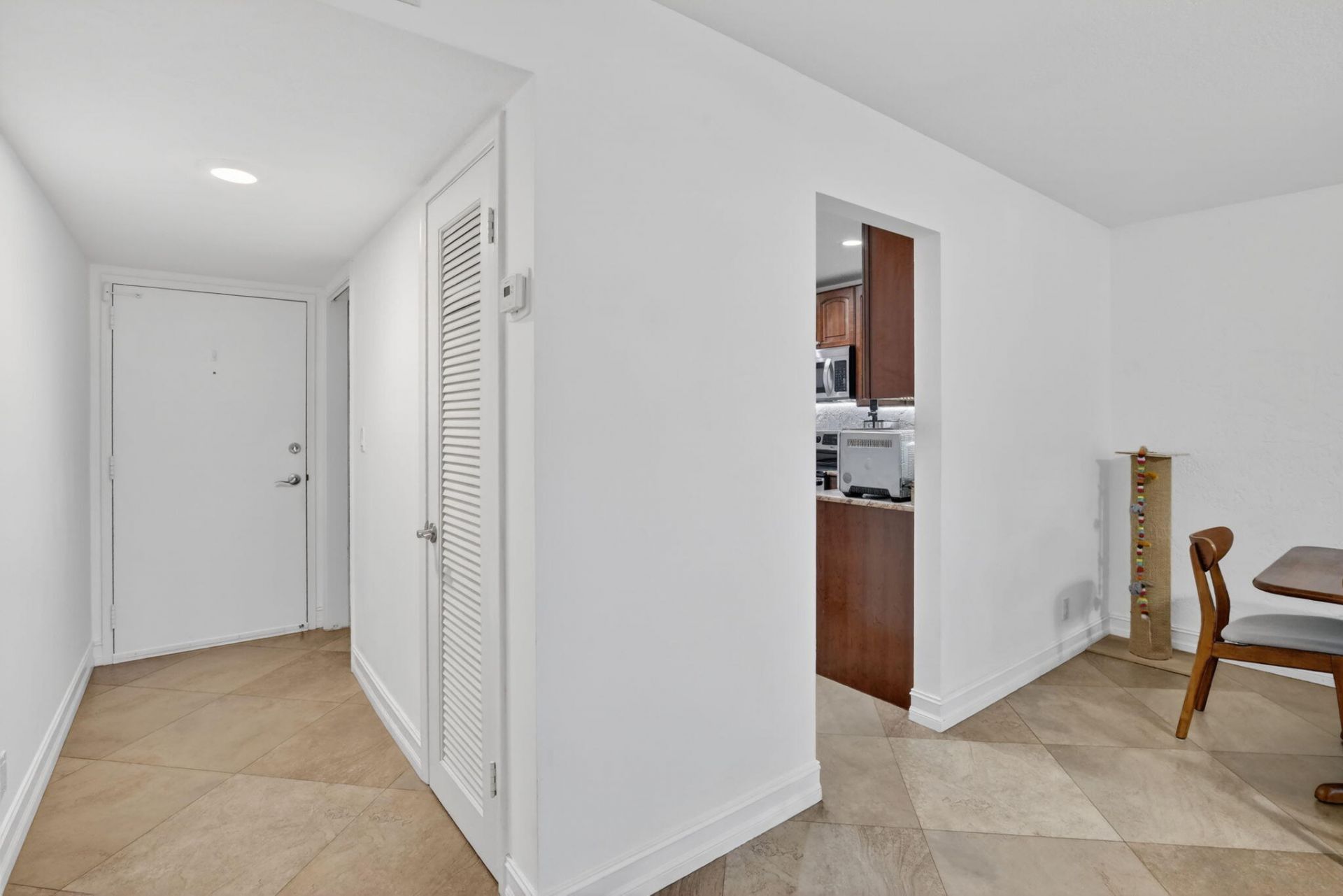 9101 Jacaranda Lane, Unit 107, Plantation, FL 33324 Photo