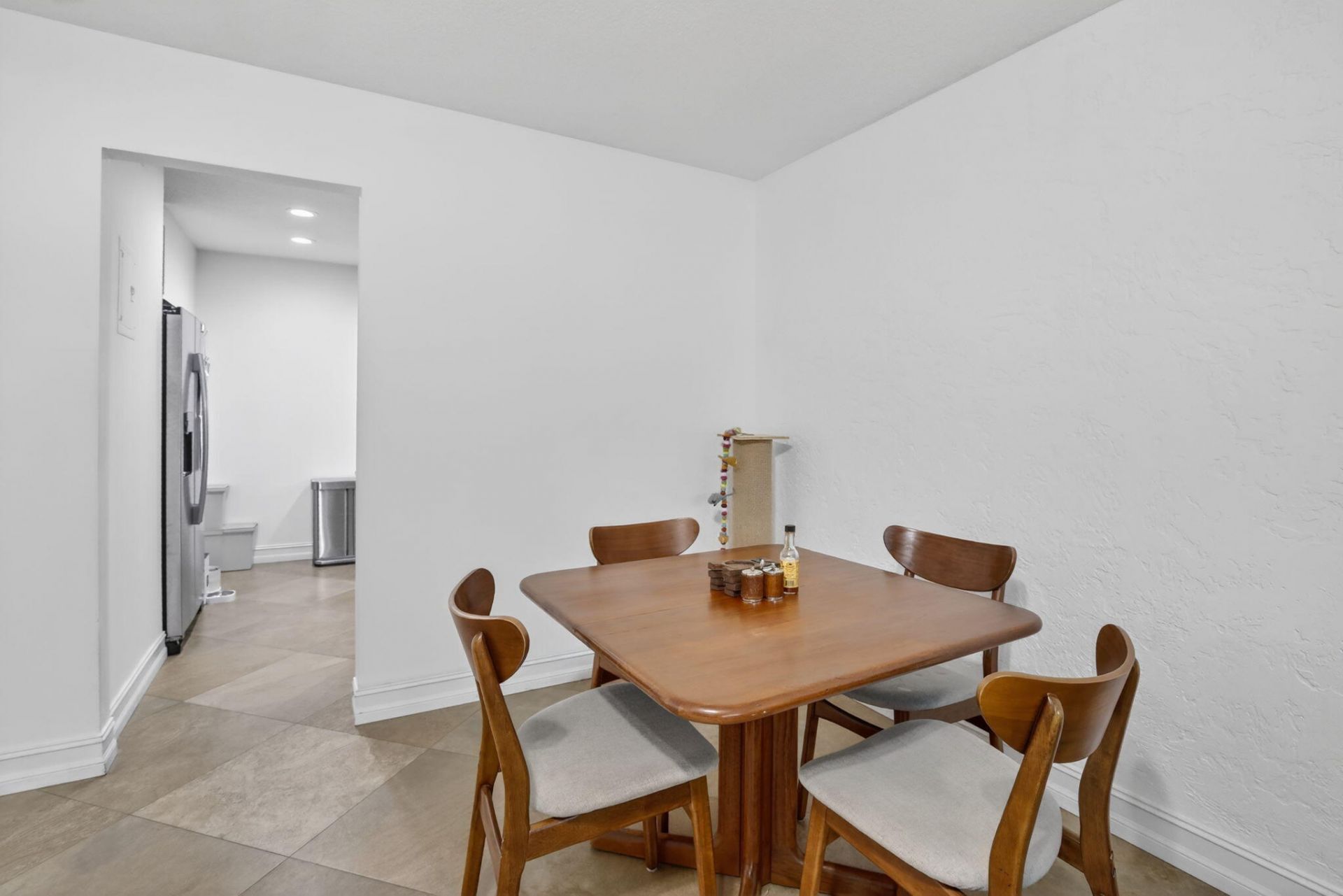 9101 Jacaranda Lane, Unit 107, Plantation, FL 33324 Photo