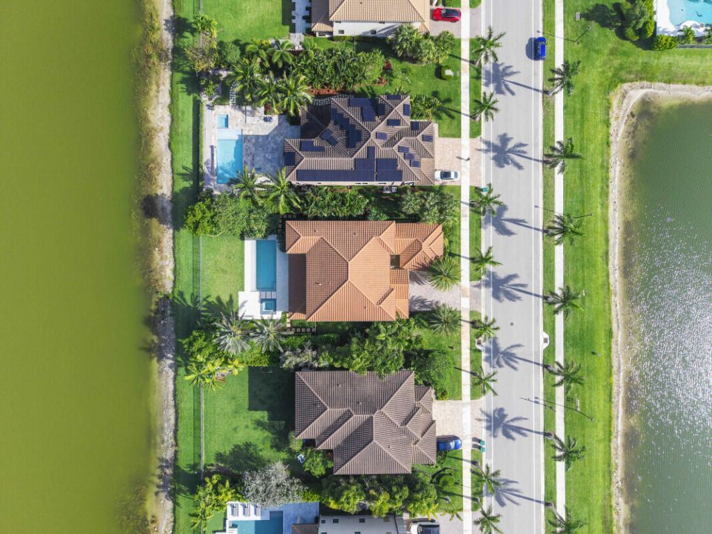 8685 Parkland Bay Drive, Parkland, FL 33076 Photo