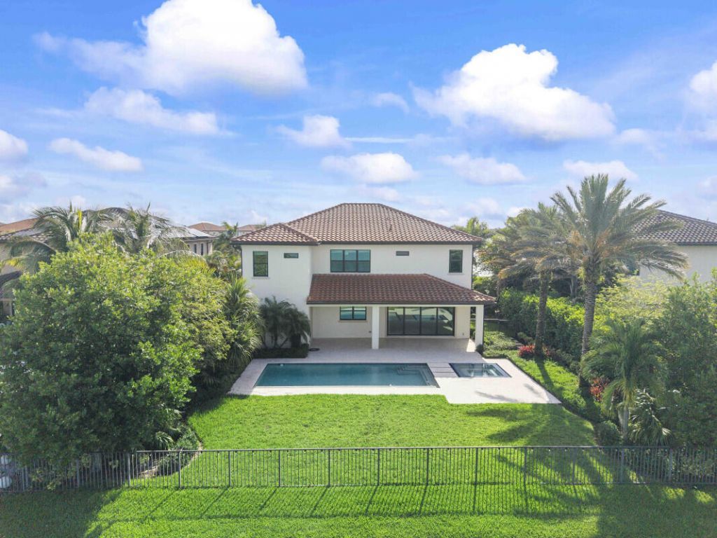 8685 Parkland Bay Drive, Parkland, FL 33076 Photo