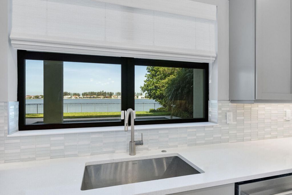 8685 Parkland Bay Drive, Parkland, FL 33076 Photo