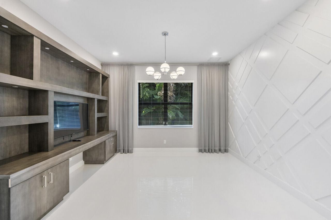 8685 Parkland Bay Drive, Parkland, FL 33076 Photo