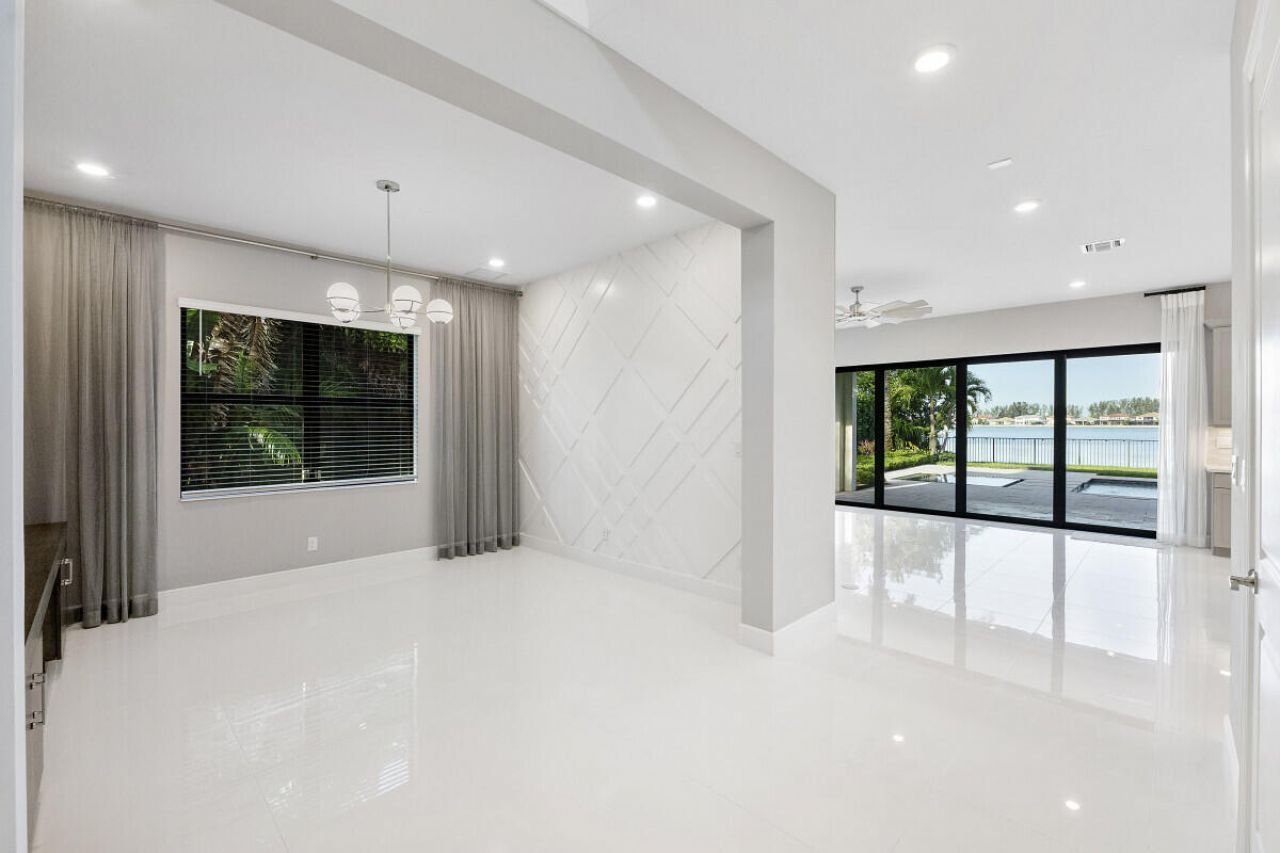 8685 Parkland Bay Drive, Parkland, FL 33076 Photo