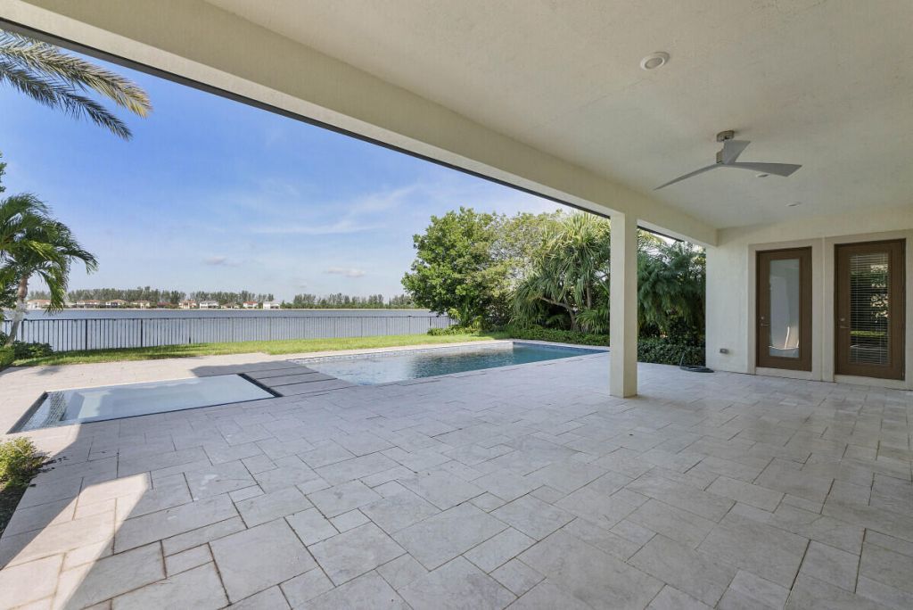 8685 Parkland Bay Drive, Parkland, FL 33076 Photo
