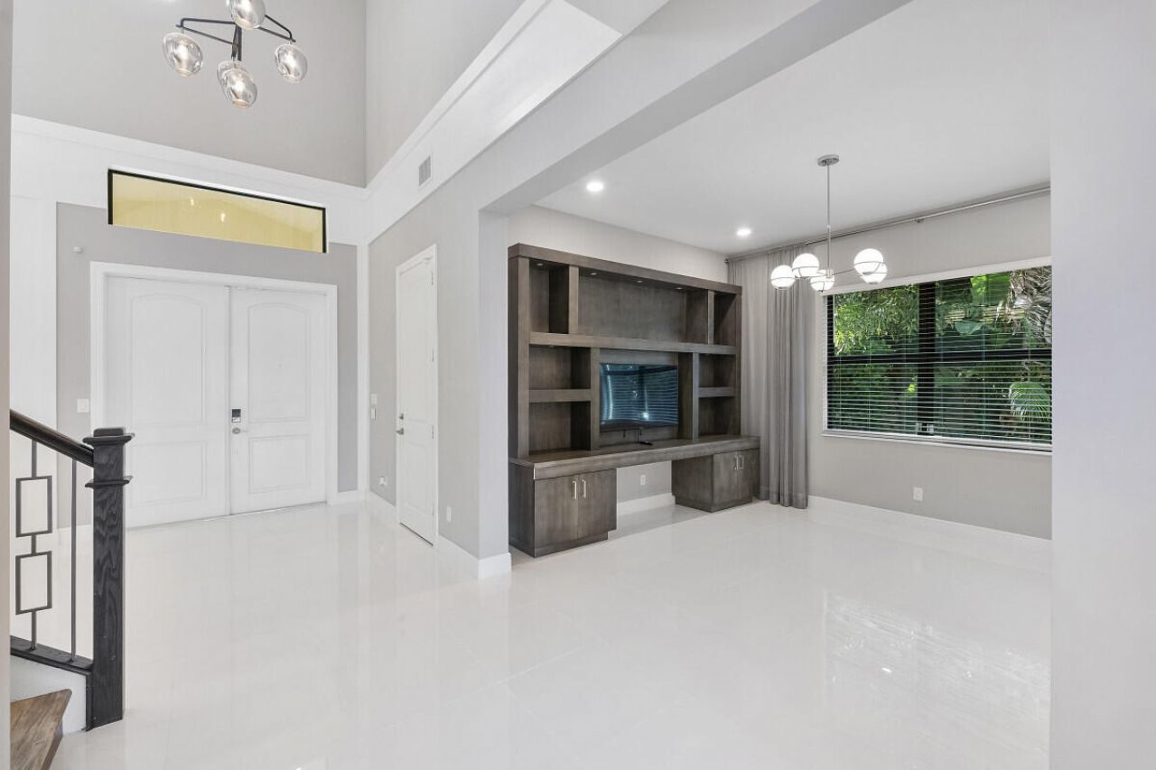 8685 Parkland Bay Drive, Parkland, FL 33076 Photo