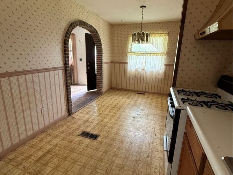 7004 Roe Boulevard, Madison, OH 44057 Photo 13