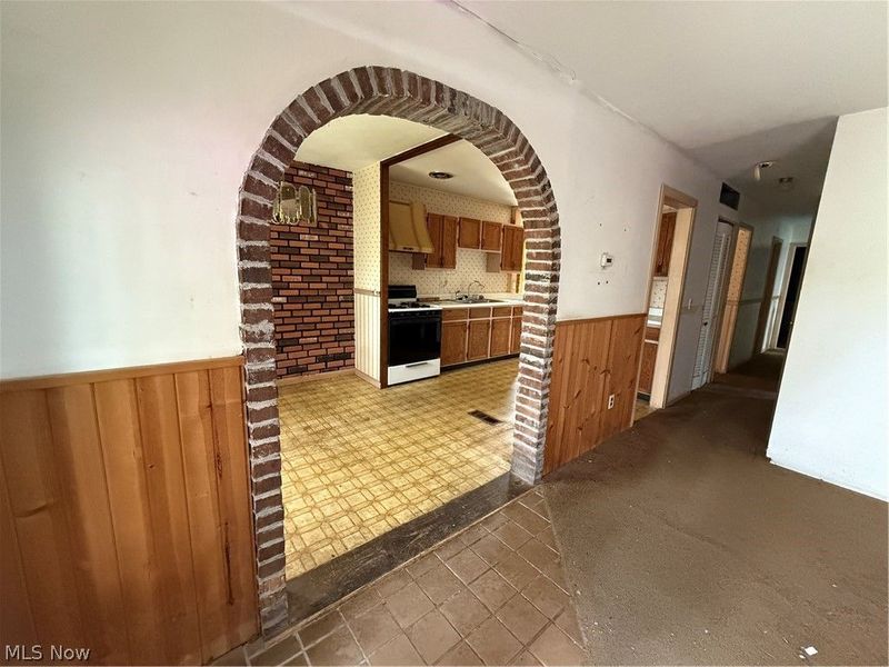 7004 Roe Boulevard, Madison, OH 44057 Photo 3