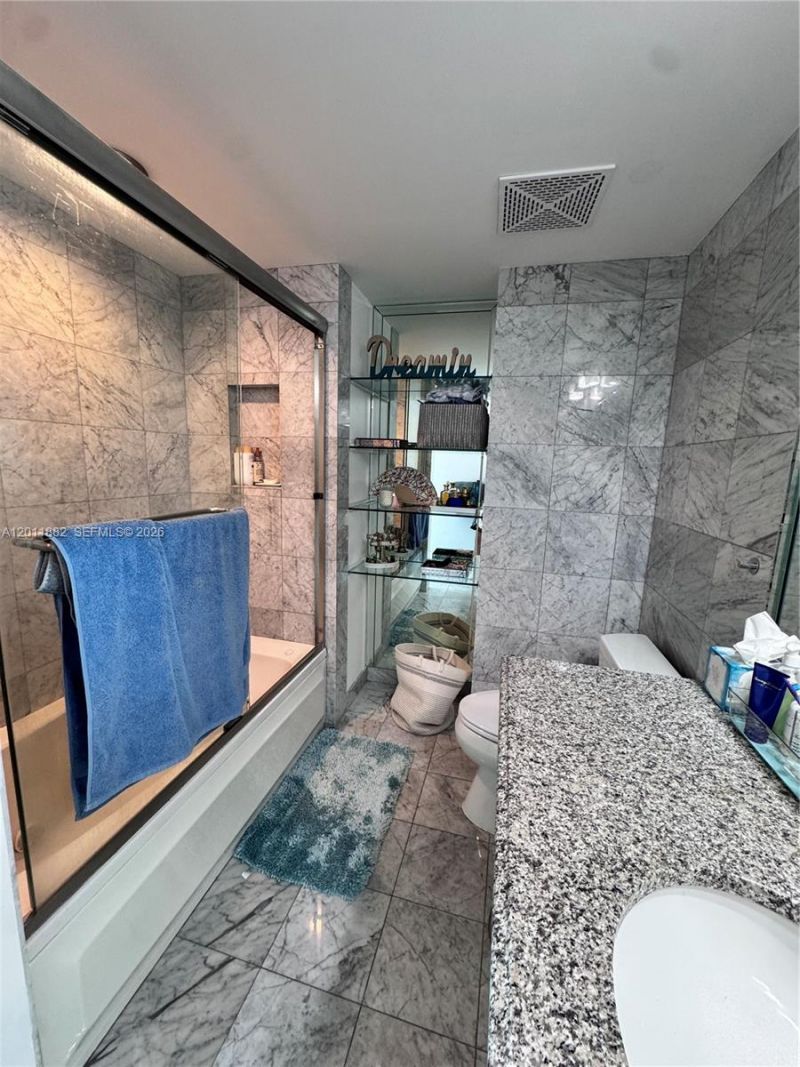 2101 Brickell Ave, Unit 3205, Miami, FL 33129 Photo
