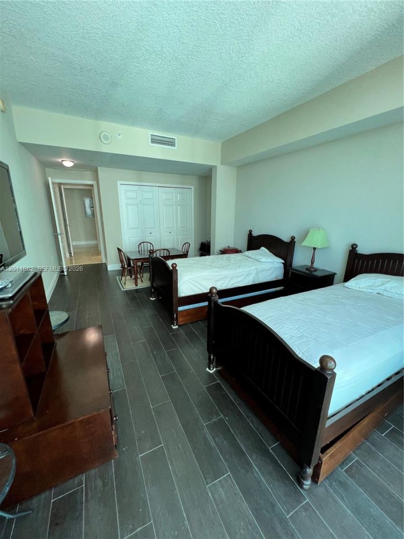 2101 Brickell Ave , Unit 3205, Miami, FL 33129 Photo