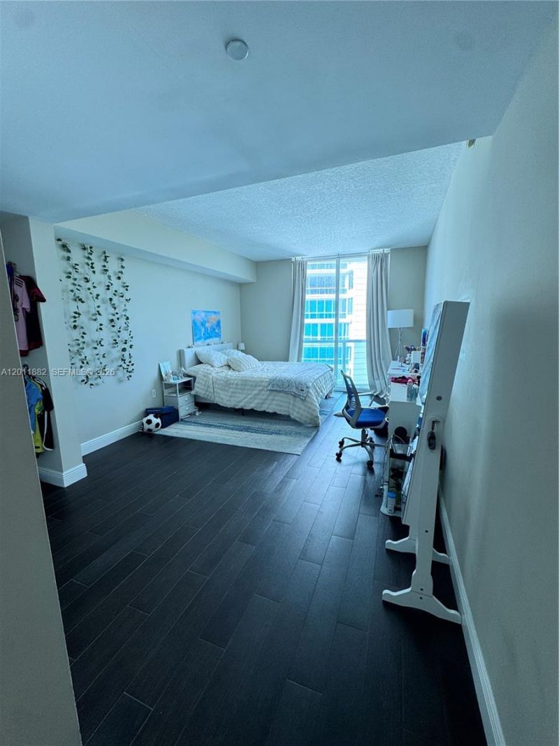 2101 Brickell Ave, Unit 3205, Miami, FL 33129 Photo