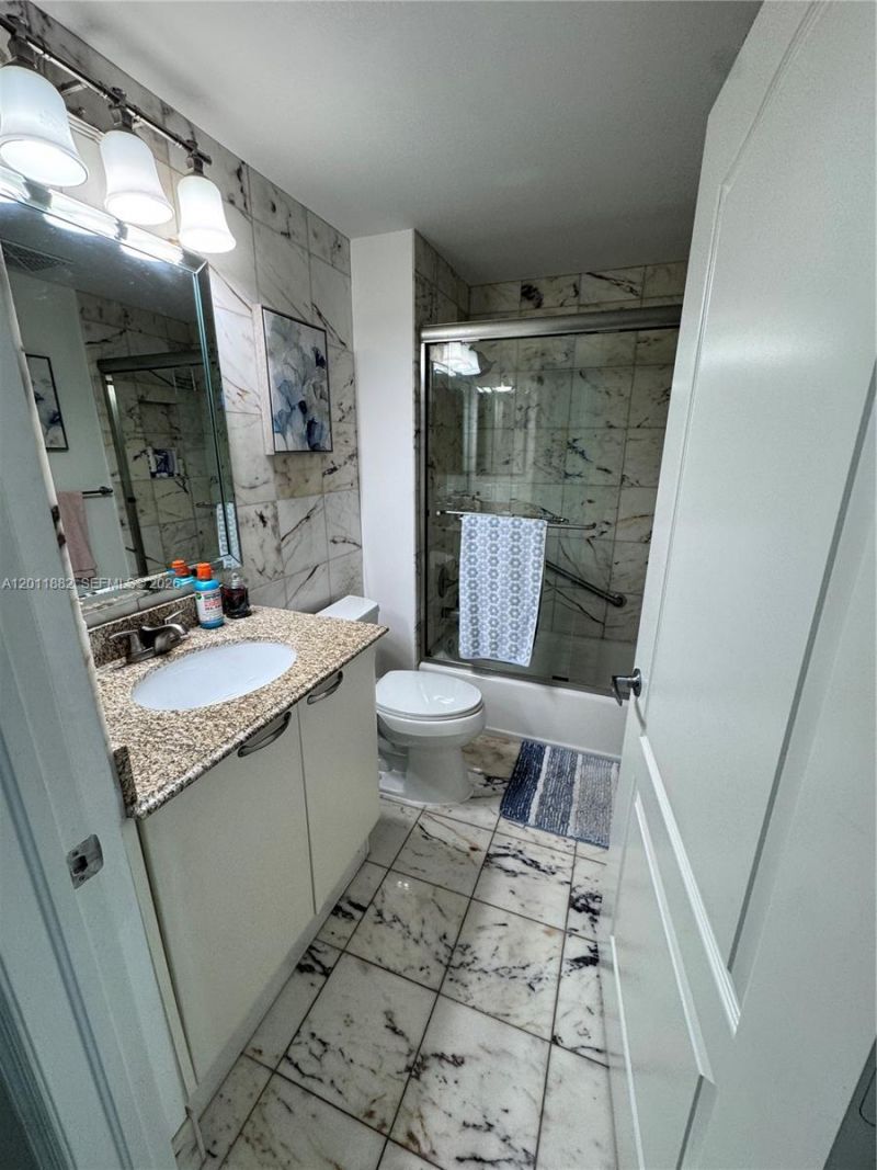 2101 Brickell Ave, Unit 3205, Miami, FL 33129 Photo
