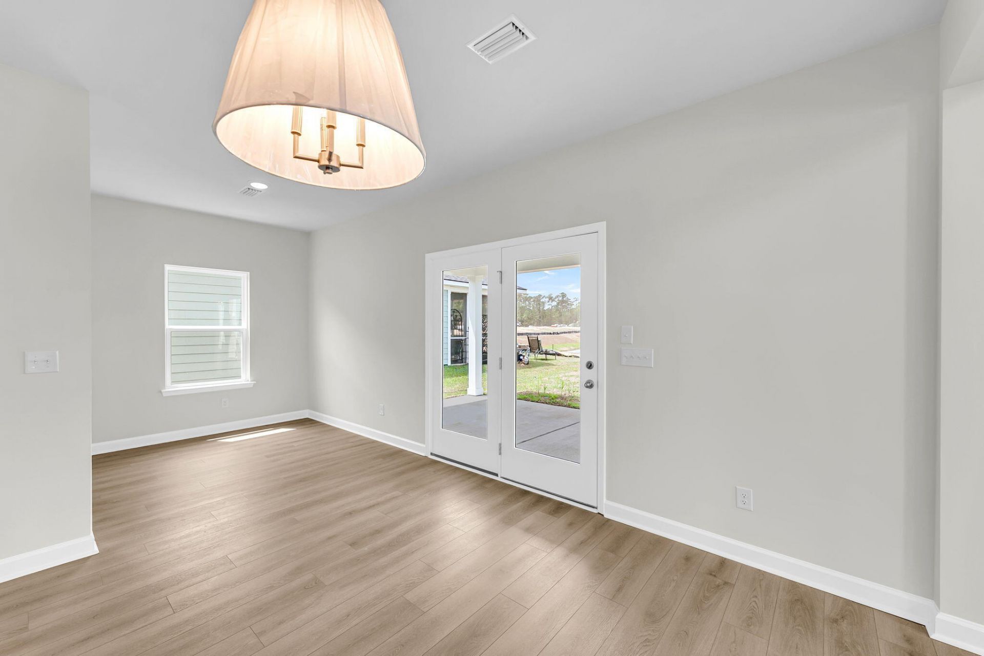 2070 Lavender Bloom Road Photo 10