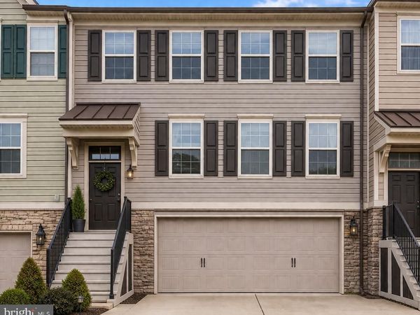 484 ROWAN STREET , WARMINSTER, PA 18974