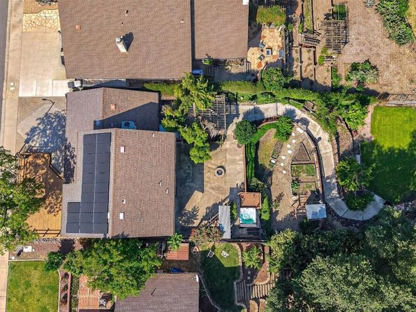 1174 River Bluff Dr, Oakdale, CA 95361