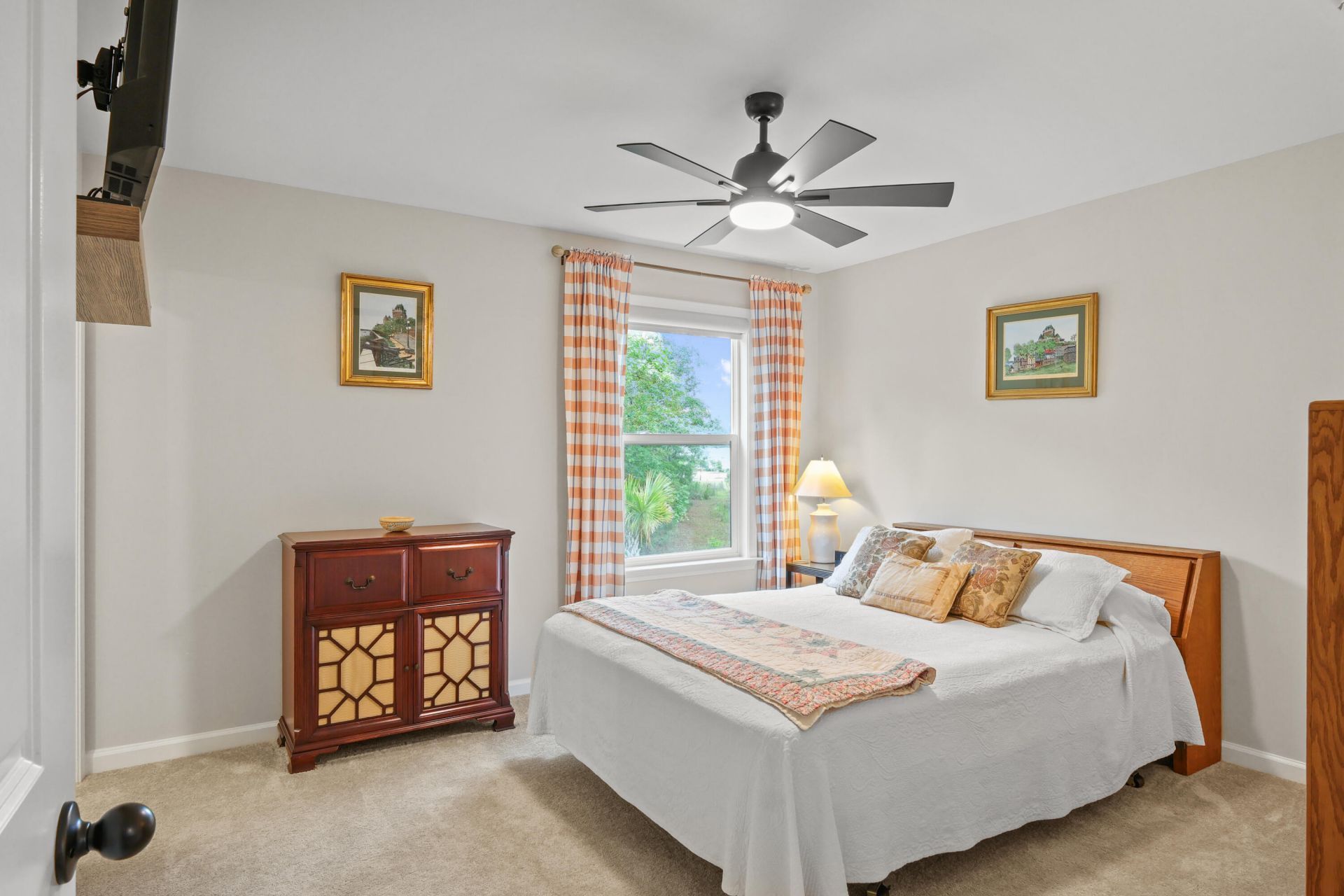 4205 Hollow Wind Way Photo 32