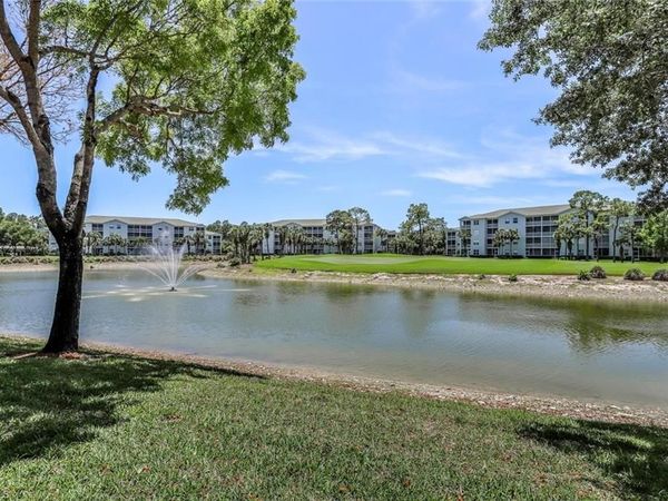 3996 Bishopwood CT E, Unit 103, NAPLES, FL 34114