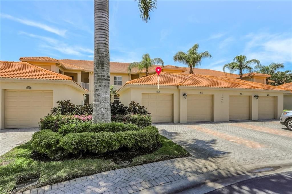 3996 Bishopwood Ct E, Unit 103, Naples, FL 34114 Photo