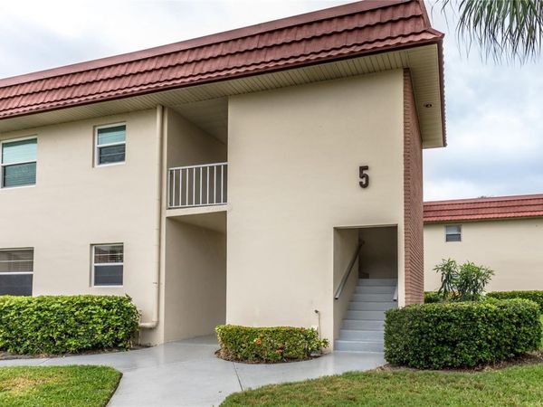 5 VISTA PALM LANE , Unit 203, VERO BEACH, FL 32962