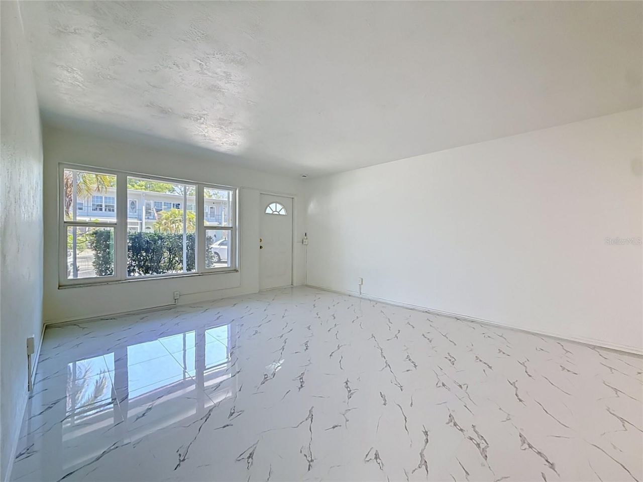 4295 58th Way N, Unit 1604, Kenneth City, FL 33709 Photo