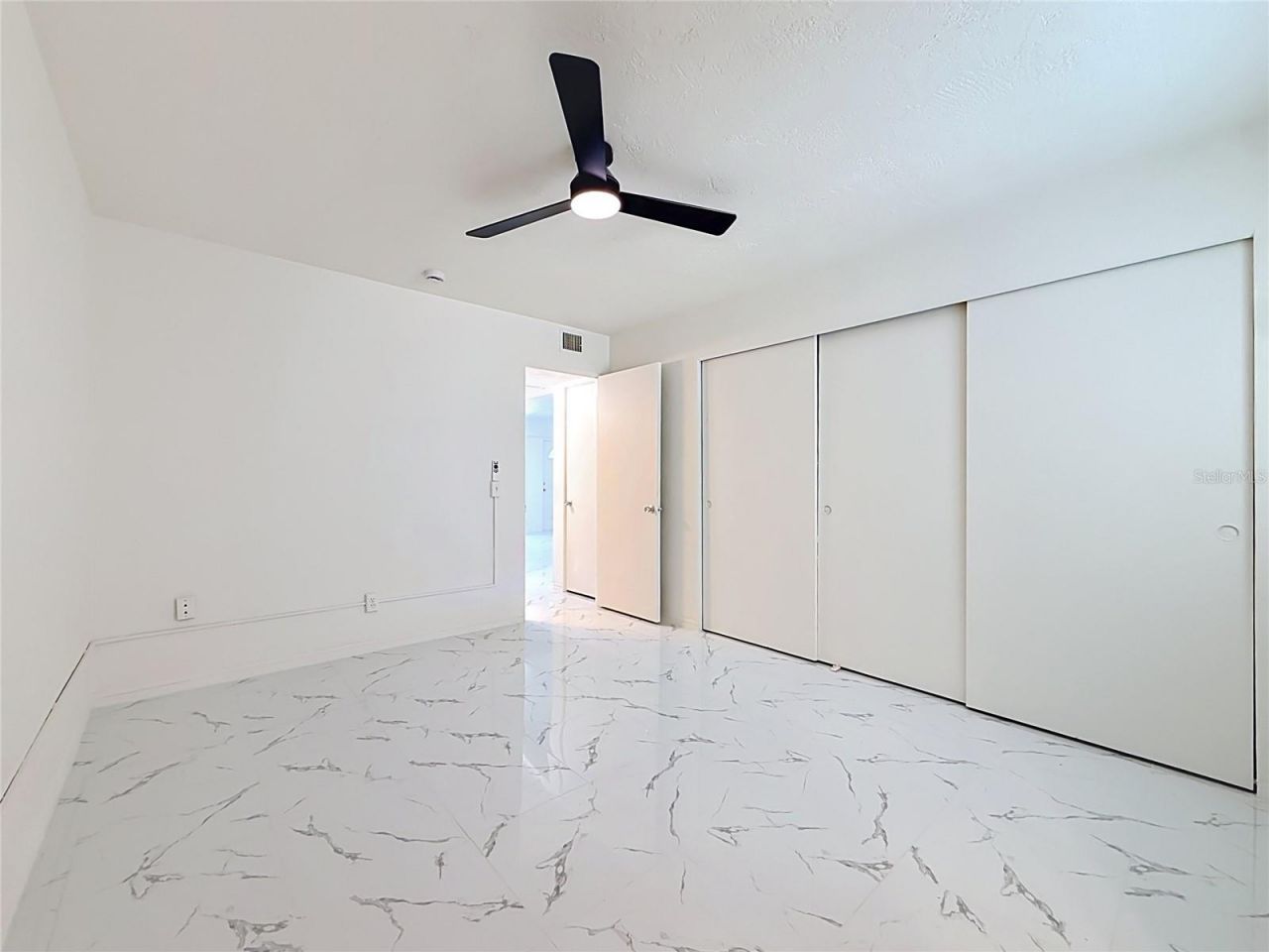 4295 58th Way N, Unit 1604, Kenneth City, FL 33709 Photo