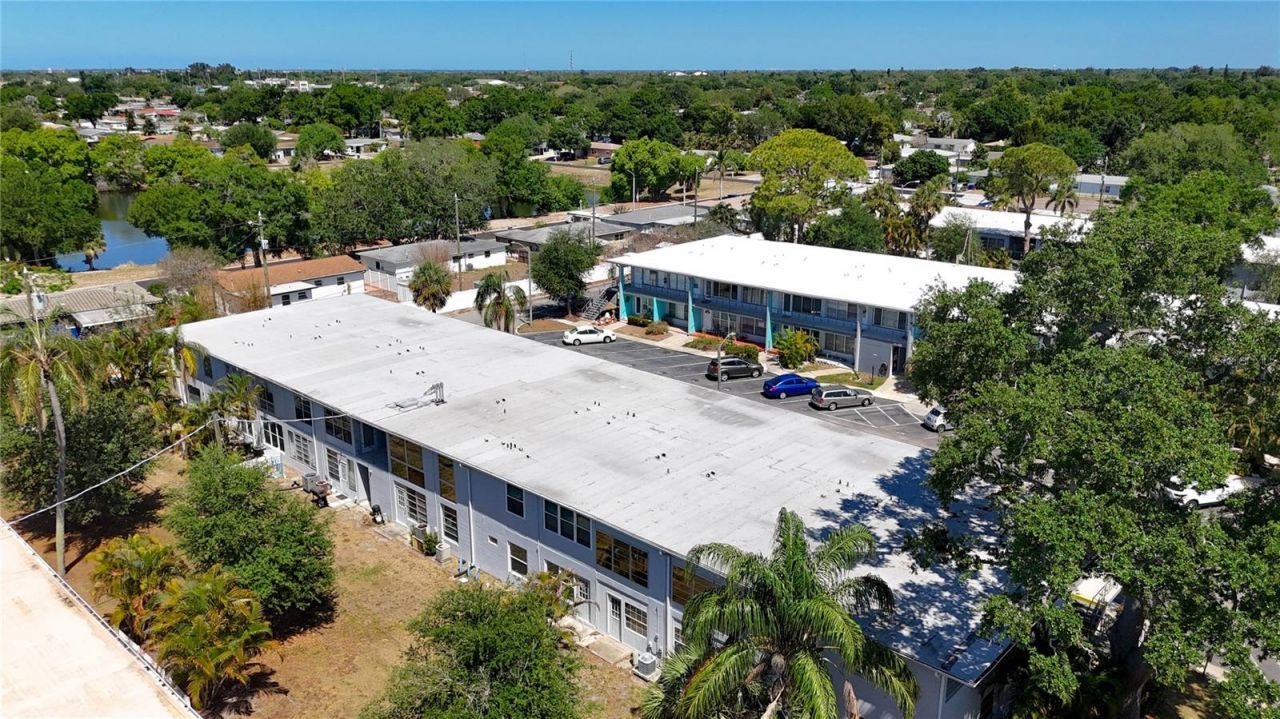 4295 58th Way N, Unit 1604, Kenneth City, FL 33709 Photo