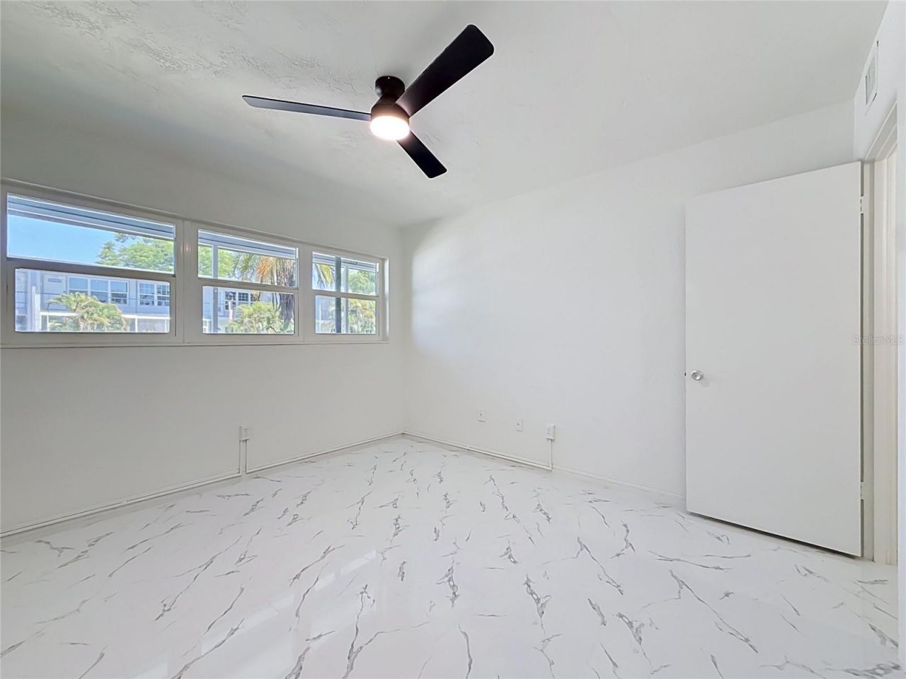 4295 58th Way N, Unit 1604, Kenneth City, FL 33709 Photo
