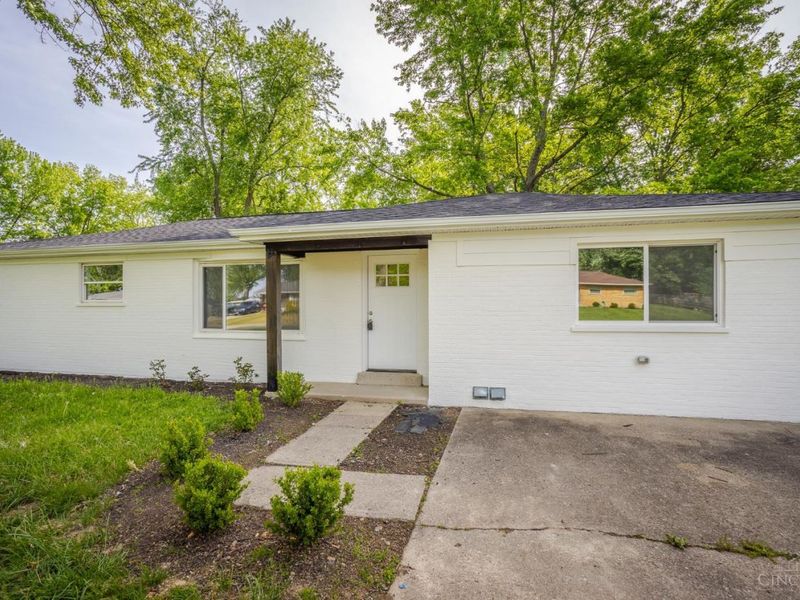 4310 Wuebold Ln, Union Twp, OH 45245 Photo 2