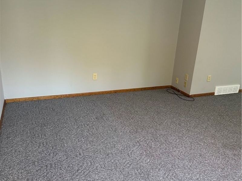 10095 Johnnycake Ridge Rd , Concord Township, OH 44077 Photo 4