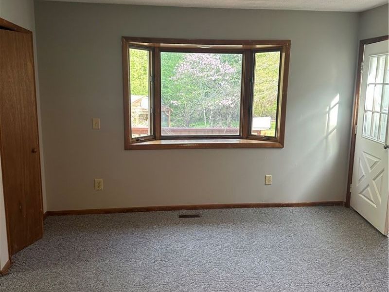 10095 Johnnycake Ridge Rd , Concord Township, OH 44077 Photo 5