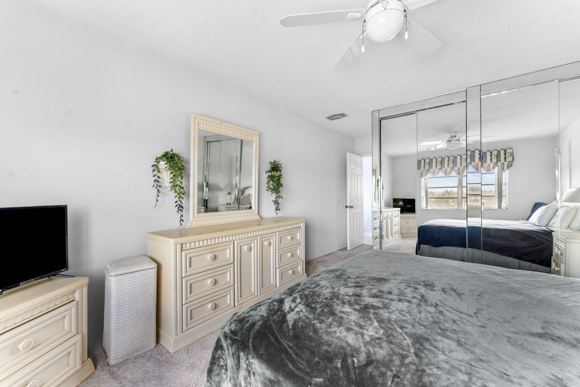 330 N Federal Highway, Unit 408, Deerfield Beach, FL 33441 Photo