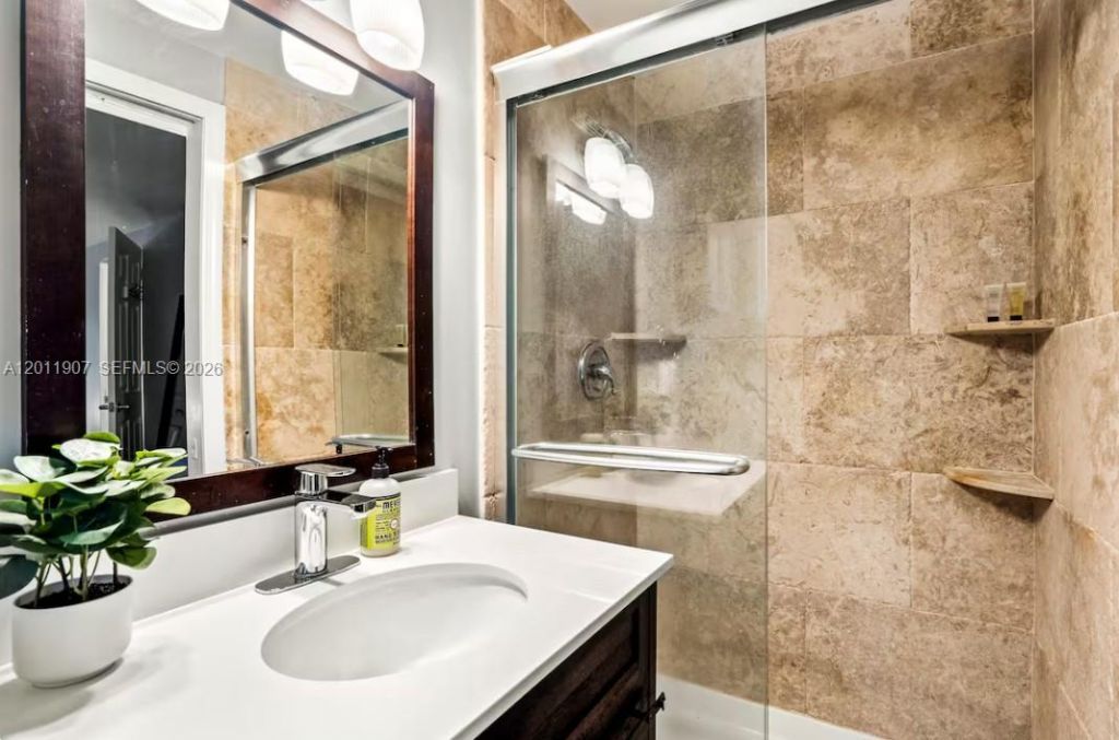 2117 Longwood Rd , Unit N/A, West Palm Beach, FL 33409 Photo