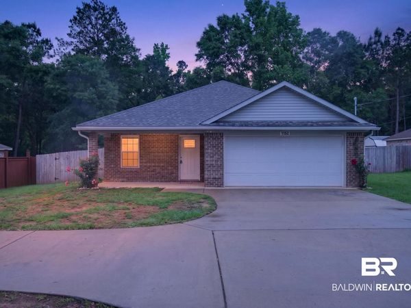 1152 D'Olive Street, Bay Minette, AL 36507