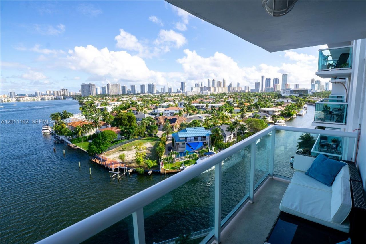 2841 NE 163rd St, Unit 1101, North Miami Beach, FL 33160 Main Photo