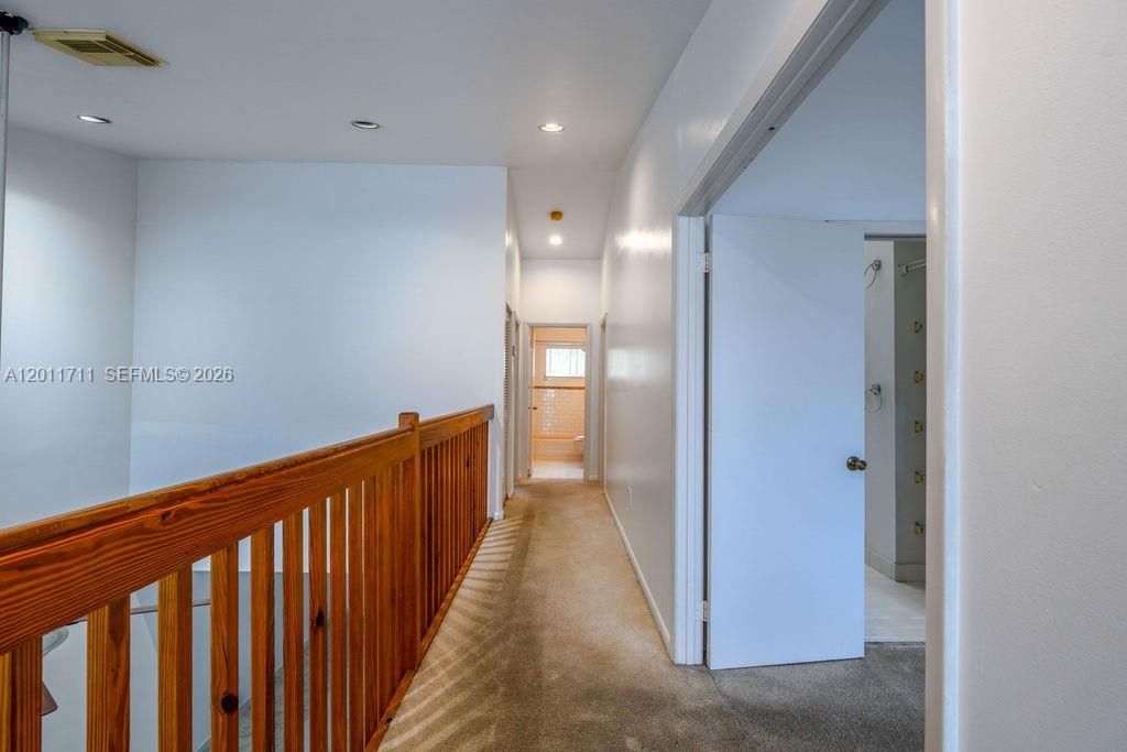 243 NE 212th Ter, Miami, FL 33179 Photo