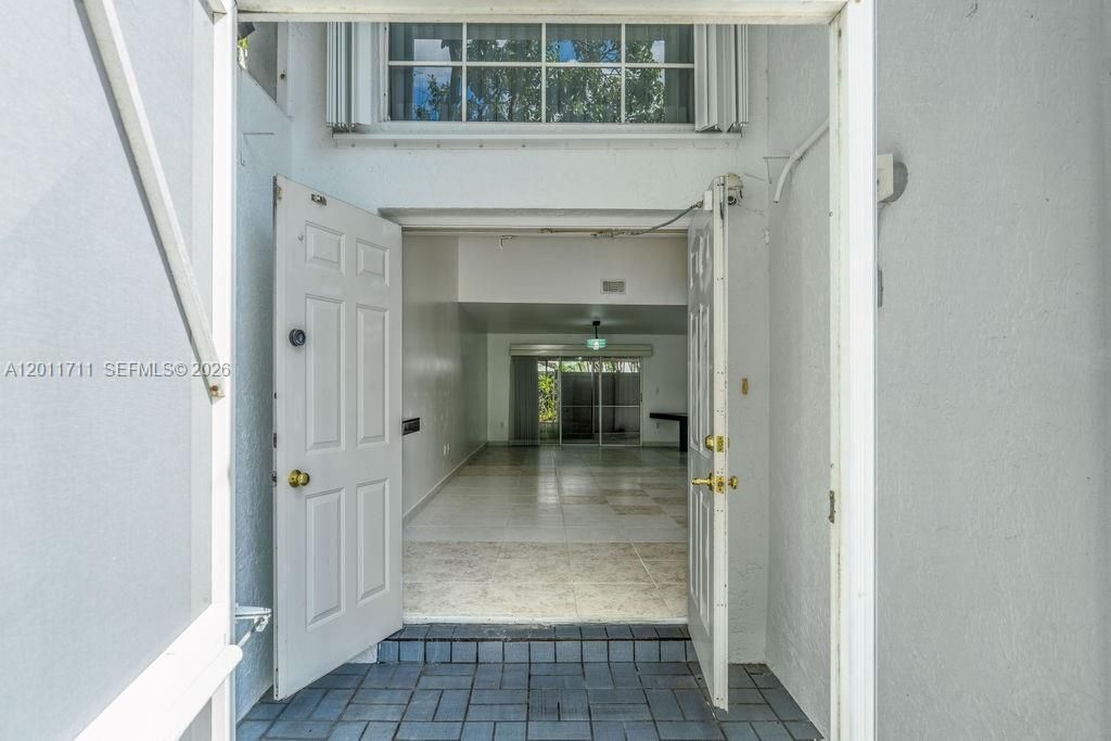 243 NE 212th Ter, Miami, FL 33179 Photo