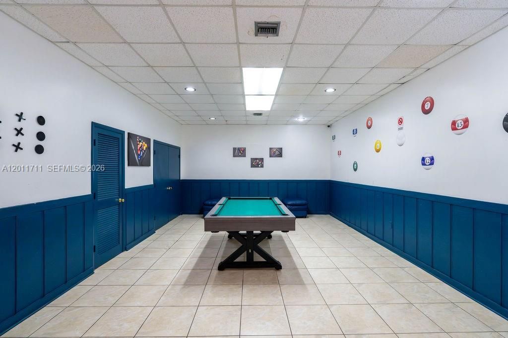 243 NE 212th Ter, Miami, FL 33179 Photo