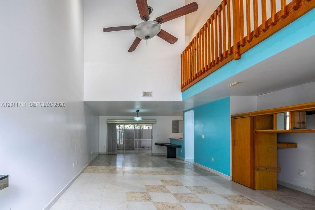 243 NE 212th Ter, Miami, FL 33179 Photo