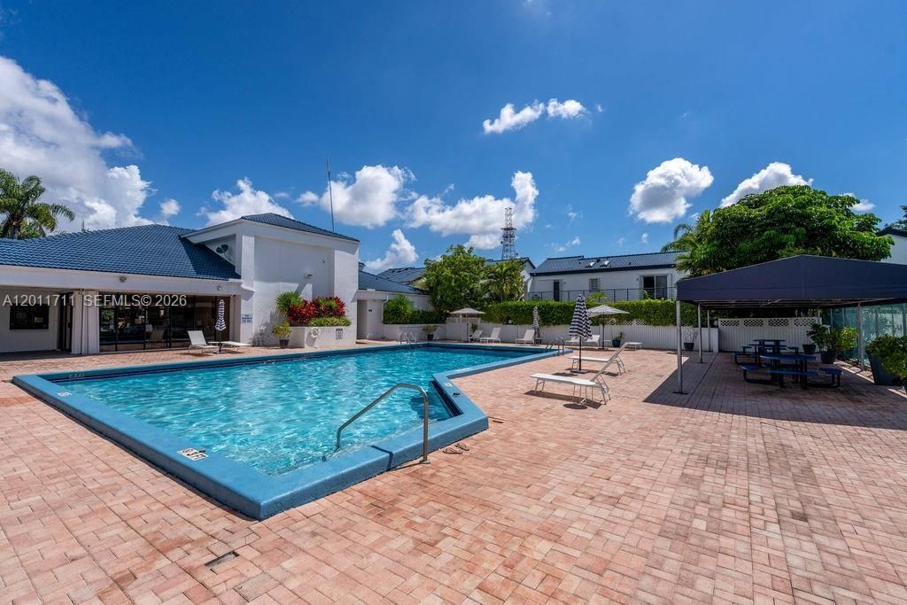 243 NE 212th Ter, Miami, FL 33179 Photo