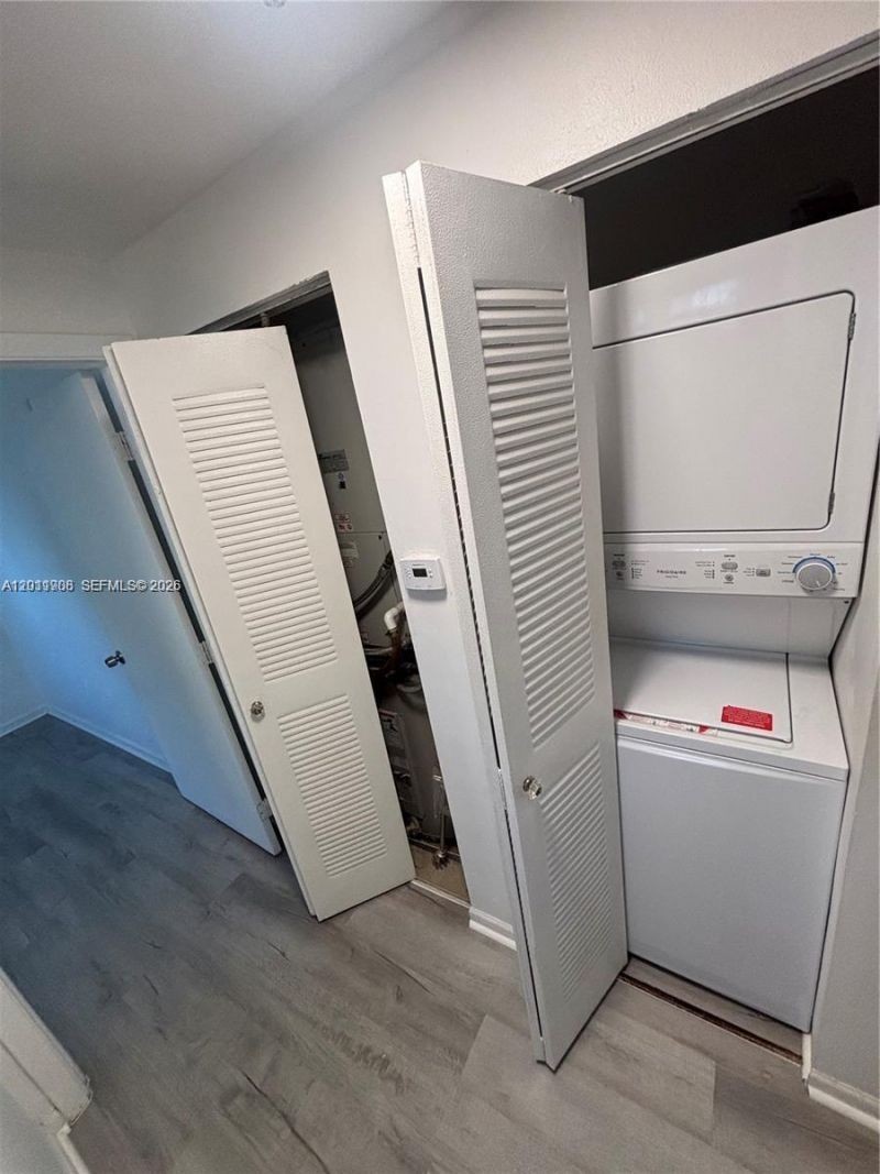 185 SE 14th Ter , Unit 603, Miami, FL 33131 Photo