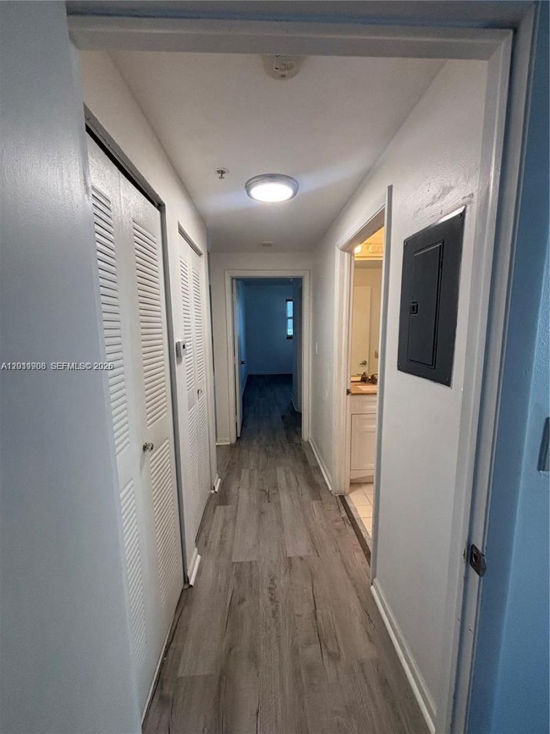 185 SE 14th Ter , Unit 603, Miami, FL 33131 Photo