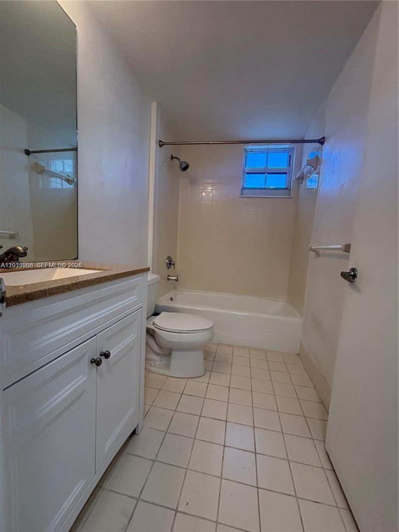 185 SE 14th Ter , Unit 603, Miami, FL 33131 Photo