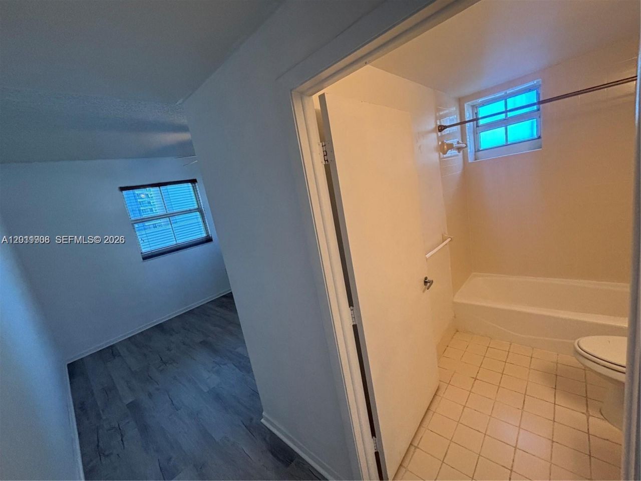 185 SE 14th Ter , Unit 603, Miami, FL 33131 Photo