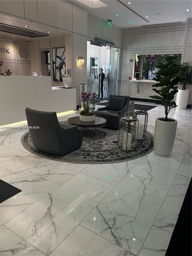 185 SE 14th Ter , Unit 603, Miami, FL 33131 Photo