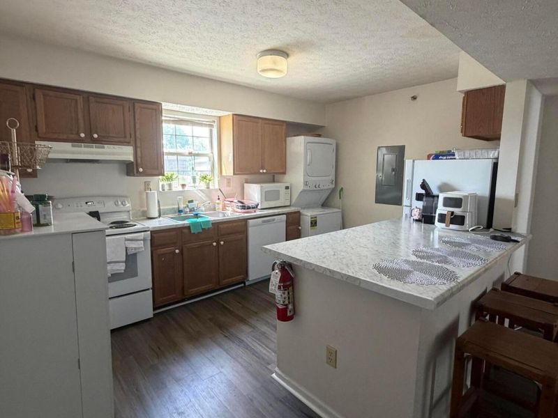 15 S Shafer Street, Unit 2004, Athens, OH 45701 Photo 12