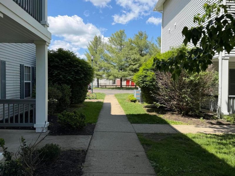 15 S Shafer Street, Unit 2004, Athens, OH 45701 Photo 16