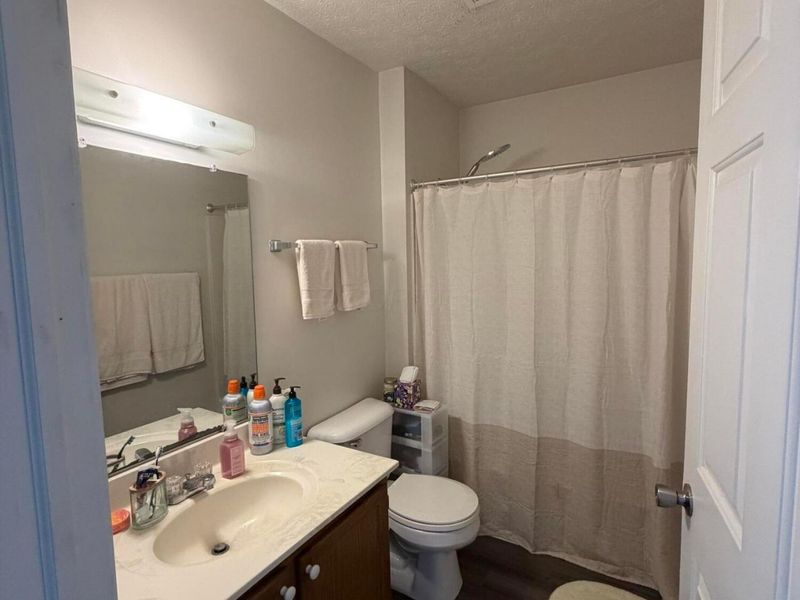 15 S Shafer Street, Unit 2004, Athens, OH 45701 Photo 7