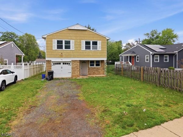 105 Berger St, Franklin, NJ 08873